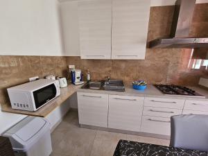 Modern Three Bedroom Apartment in Center Bugibba