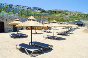2 Bedroom Castamar Residence