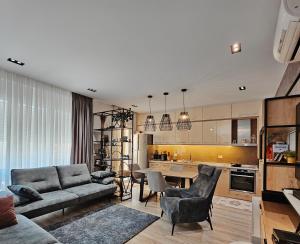 Adore - Modern Apartment Lake