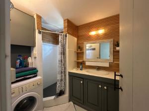 Marine House Pointe dEsny