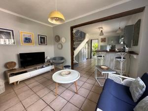 Marine House Pointe dEsny