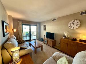 La Duquesa Port & Beach Retreat 212