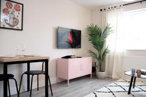 Cosy Flat in Cardiff Near Independent Eateries