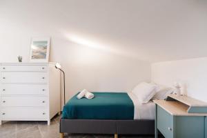 Cozy Stay in Colonna San Marco with View