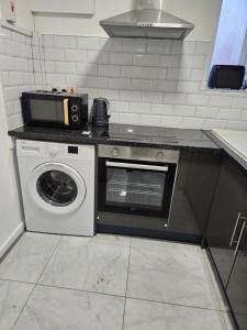 Bridge Hotel Apartments