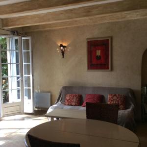 Maisons de vacances Gites Climatises Piscine Chauffee La Balancelle : photos des chambres