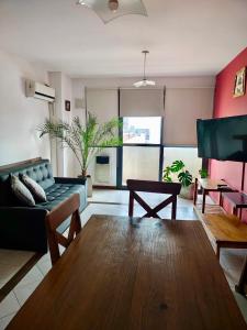 Departamento Centrico con terraza propia