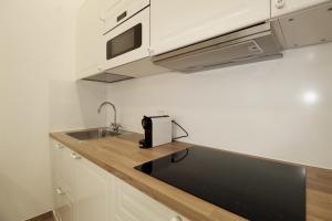 Logical apartments via p rossi 19 milano