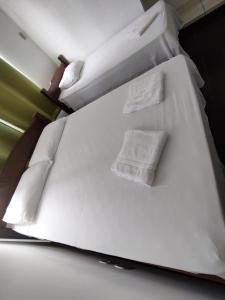 Hotel Avenida ao lado do shopping