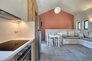 Lemonia Suites in Ikaria