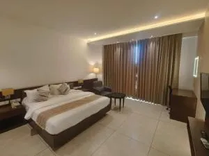 Hotel O SP Ring Road Ahmedabad formerly Hotel RK Palace - Kalol