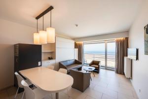 One-Bedroom Premium Apartment with Ocean View room in Vayamundo Oostende