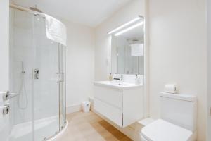 The Jade Suite - The Jewellery Suites, 3 bed 3 bath