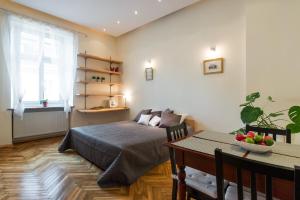 Urban Studio Apartment