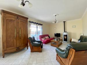 Family Home - Aux portes de lHistoire