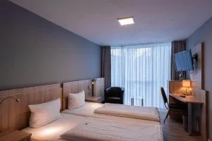 PANORAMA HOTEL in Neustadt an der Weinstraße - Neustadt an der Weinstraße