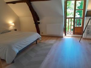 Ravissante longère avec grand jardin et cheminée