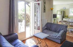 Maisons de vacances Stunning Home In Vaison La Romaine : photos des chambres