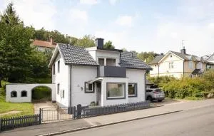 Awesome Home In Huskvarna With Wifi - Norrahammar