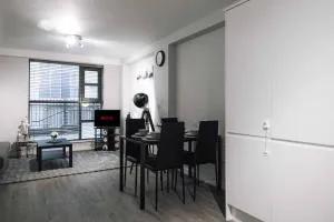 Stylish 2-Bed in Stratford - West Ham