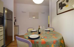 Awesome Apartment In Roma With Wifi