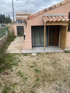 T2 dans Villa à Sorgues