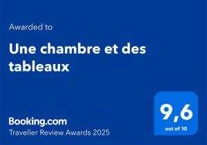 Sejours chez l'habitant Une chambre et des tableaux : photos des chambres