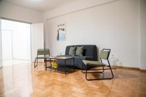 Acropolis central and comfortable apartment