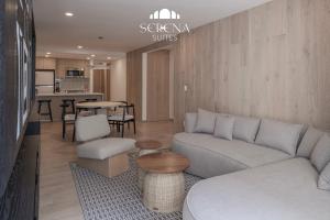 Elegant Apartment with AC and Skydeck Pool in Central Condesa