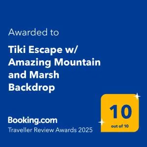 Tiki Escape w/ Amazing Mountain and Marsh Backdrop - روكواي بيتش
