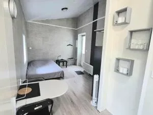 Studio des lacs - 2 pers - centre-ville - 朗德