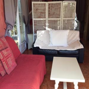 Maisons de vacances Gites Climatises Piscine Chauffee La Balancelle : photos des chambres