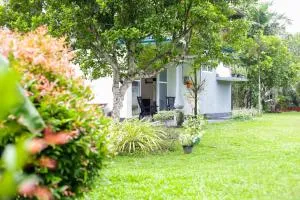 Bird Land Villa - Harumalgoda East