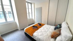 Appartements Ecueille centre -bel appart neuf 2 chambres : photos des chambres