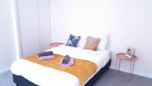 Appartements Ecueille centre -bel appart neuf 2 chambres : photos des chambres