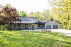 Hunter's Cove - Morehead