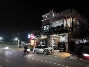 Prahu Dinar Syariah - Family - Tangkubanperahu