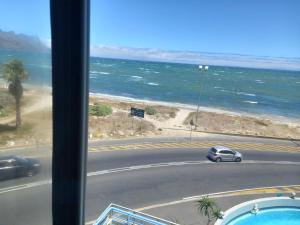 Sunset 786 Holiday Accommodation Unit-207