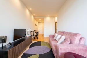 Chic Porto Hideaway: Pool & Garden