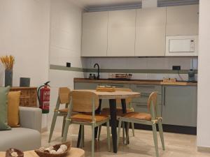 Le Charme Little Apartments