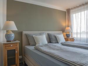 Havenkante direkt am Meer