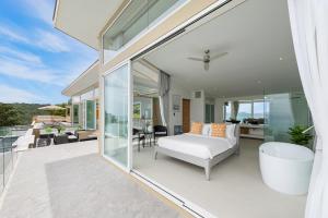 Villa Cabo with Panoramic Sea Views