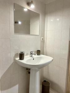 Appartements La Closeraie appartement centre de senlis, parking et terrasse : photos des chambres
