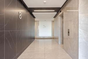 Cozy Stay at The Ellipse Waterfall