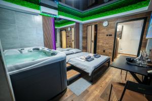 Wellness & Penzion, Laudom