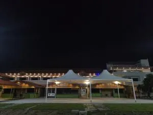 Yanam resorts - Rāzole