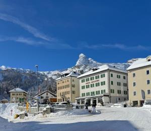 Neue Gartenwohnung mit Sicht auf den Luganersee