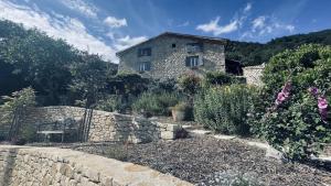 Maisons de vacances Mas de Charme - Les Angelettes : Maison de Vacances
