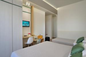 Superior Triple Room with Sea View