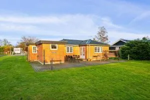 Cozy Summer House By Grenaa Beach - Grenå